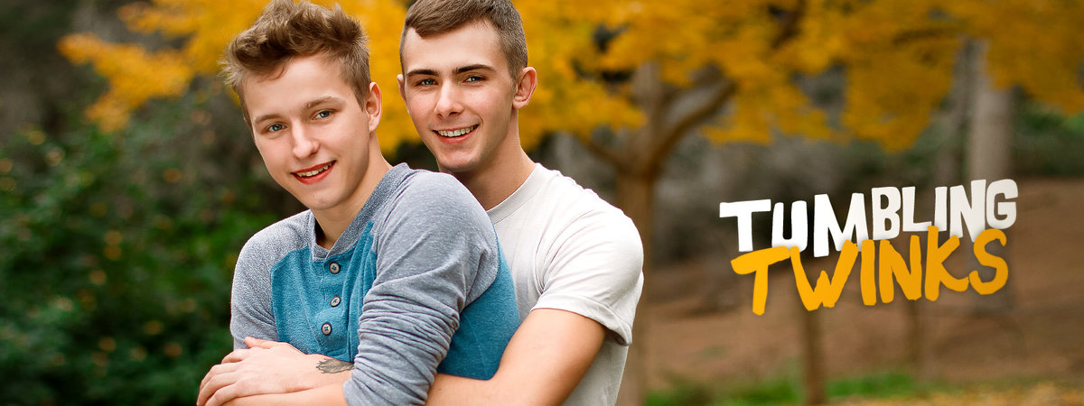Tumbling Twinks / 3835